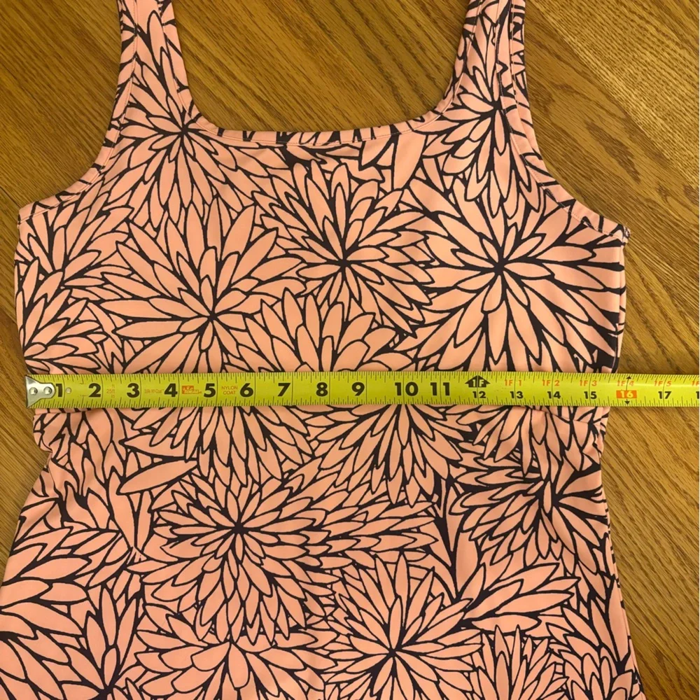 Columbia PFG Women’s Peachy Pink and Navy Floral Performance Dress